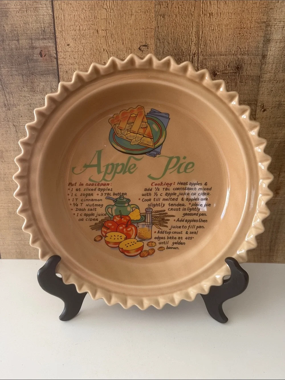 Vintage Apple Pie Ceramic Pie Plate – Beige